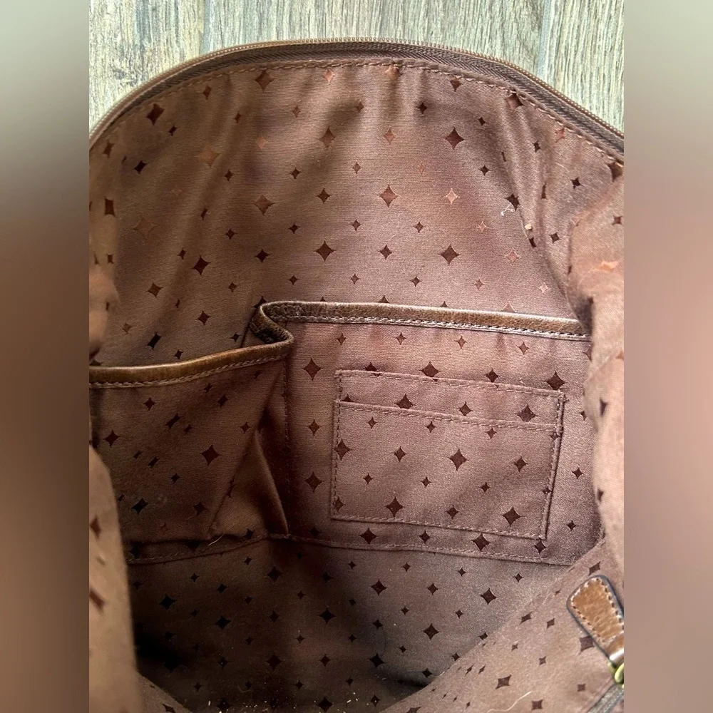 Vintage Fossil Leather Shoulder Bag